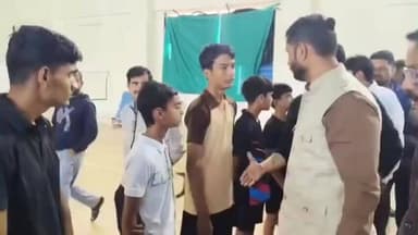 दमोह: सांसद खेल महोत्सव में लोकसभा स्तरीय बैडमिंटन प्रतियोगिता का शुभारंभ, बड़ी संख्या में प्रतिभागी शामिल