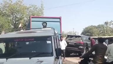 સાવલી: બ્રેકિંગ
વડોદરા/સાવલી
વડોદરા ખાન ખનીજ વિભાગે ચાર ઓવરલોડ ડમ્ફરો ઝડપ્યા..