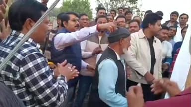 নওদা: পথশ্রী প্রকল্প৪ শুভ উদ্বোধন করেছেন মুখ্যমন্ত্রী,এই উপলক্ষে নওদায় ঢালাই রাস্তার শুভ উদ্বোধন