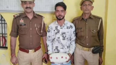 महावन: महावन थाना पुलिस ने चेकिंग के दौरान एक अभियुक्त से 510 ग्राम अवैध गांजा बरामद किया, भेजा जेल