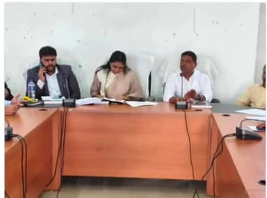 बोखड़ा: बोखड़ा प्रखंड की बैठक में भ्रष्टाचार का मुद्दा छाया रहा