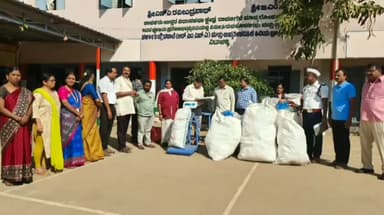 ದಾವಣಗೆರೆ: ಶಾಲೆಯಲ್ಲಿ ಸಂಗ್ರಹಿಸಿದ್ದ ಕಸವನ್ನು ಪಾಲಿಕೆಗೆ ಹಸ್ತಾಂತರಿಸಿದ ನಗರದ ನಿಟುವಳ್ಳಿ ಶಾಲಾ ಆಡಳಿತ ಮಂಡಳಿ