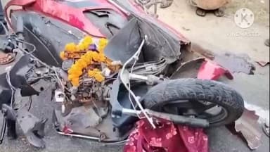 পূর্বস্থলী ১: পারুলডাঙ্গা এলাকায় বাইক ও স্কুটির মুখোমুখি সংঘর্ষ, মৃত্যু ১, আহত ২