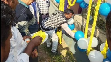 পাঁশকুড়া: পাঁশকুড়া পৌরসভার 4 নম্বর ওয়ার্ডের পথশ্রী প্রকল্পে ভার্চুয়াল উদ্বোধন করলেন মুখ্যমন্ত্রী মমতা বন্দ্যোপাধ্যায়