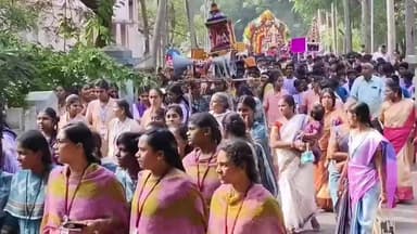 உளுந்தூர்பேட்டை: உளுந்தூர்பேட்டை ஸ்ரீ சாரதா ஆசிரமத்தில் ஜெயந்தி விழாவை முன்னிட்டு நடைபெற்ற ரத ஊர்வலம் - பக்தர்கள் பங்கேற்பு