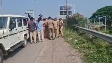 வேலூர்: வேலூர் இப்ராஹீமை ஆற்காடு பாலத்தில் வைத்து அதிரடியாக கைது செய்த காவல்துறையால் பரபரப்பு