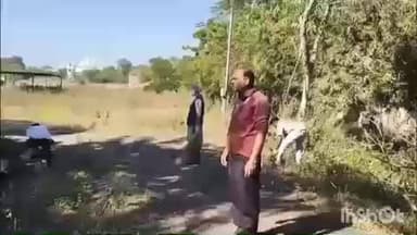 पारोळा: कुटीर रुग्णालय परिसरात केली स्वतः वैद्यकीय अधिकाऱ्यांसह कर्मचाऱ्यांनी साफसफाई