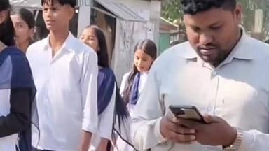 লক্ষীপুৰ: জলেশ্বৰ ছোৱালী উচ্চ মাধ্যমিক বিদ্যালয়ৰ উদ্যোগ বাল্য বিবাহ বন্ধ দাবীৰে সজাগতা সমদল