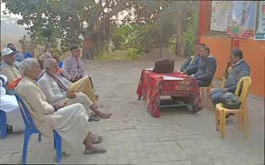 बिक्रमगंज: बिक्रमगंज के मोरौना पंचायत में बसंती कृषि जन कल्याण चौपाल का आयोजन, 100 से अधिक किसान हुए शामिल