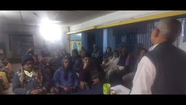 দাসপুর ১: SIR আবহে জোতঘনশ্যাম অঞ্চলের জলেশ্বরে বুথ লেভেলের কর্মীদেরকে নিয়ে আলোচনা সভা তৃণমুলের