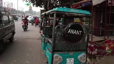 গাজোল: গ্রামীণ টোটো চালক সংগঠনের পক্ষ থেকে অনির্দিষ্টকালের জন্য ধর্মঘটি আলোচনার মাধ্যমে প্রত্যাহার করে নিলেন