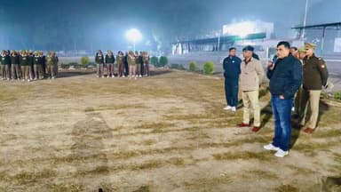 रामपुर: पुलिस अधीक्षक विद्यासागर मिश्र और अपर पुलिस अधीक्षक ने रिजर्व पुलिस लाइन में महिला आरक्षण की गणना की, दिए जरूरी निर्देश