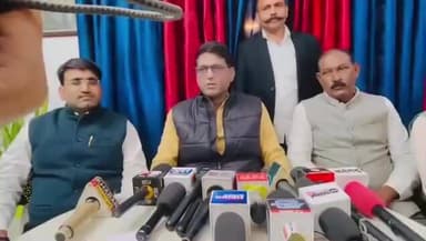 संतोष वर्मा के समर्थन में एवं धीरेंद्र शास्त्री के पाखंड के विरोध में भोपाल में पत्रकारों से चर्चा…
#DamodarSinghYadav