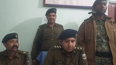 शाहकुंड: शाहकुंड थाना: मोटरसाइकिल लूट कांड में डीएसपी नवनीत कुमार ने 24 घंटे में प्रेस कॉन्फ्रेंस कर किया खुलासा