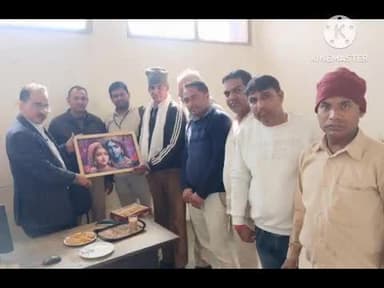 सतनाली: रोडवेज जीएम नारनौल देवदत ने सतनाली बस अड्डे का औचक निरीक्षण किया