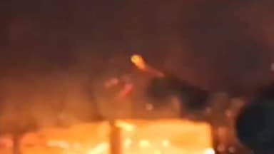 খড়িবাড়ি: খড়িবাড়িতে ভয়াবহ অগ্নিকান্ডে পুড়ে ছাই দুটি বাড়ি