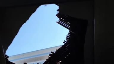 সৃজনগ্ৰাম: অভয়াপুৰীত মোবাইল দোকানৰ পৰা ৪০ টা মোবাইল চুৰি, আৰক্ষী দল উপস্থিত