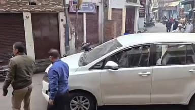 वाराणसी में कफ सिरप मामले में ED की छापेमारी, शुभम जायसवाल और उसके करीबियों की संपत्ति की जांच कर रही है ED