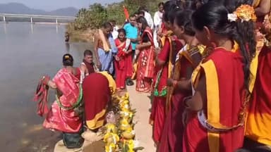 ଗୁଡାରି: ଗୁଡ଼ାରୀ ବ୍ଲକ ସ୍ତରୀୟ ସାଂସ୍କୃତିକ ଚଇତି ମହୋତ୍ସବ ୨୦୨୫ ପାଳନ ଅବସରରେ ବିରାଟ କଳସ ଶୋଭାଯାତ୍ରା ଅନୁଷ୍ଠିତ