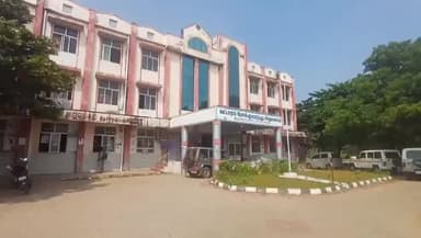 திருச்சி: வசமாக சிக்கிய பிரேக் இன்ஸ்பெக்டர் Rs 15,000 லஞ்சம் வாங்கியதில் RTO அலுவலகத்தில் லஞ்ச ஒழிப்பு போலீசார் தீவிர விசாரணை புரோக்கரும் சிக்கினார்