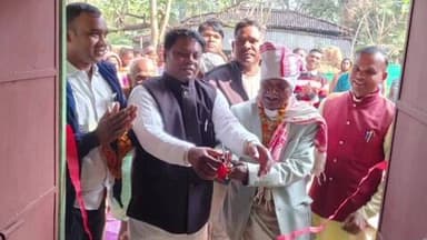 मुरहू: खूँटी विधायक ने जीवरी गांव में शिशु गृह का उद्घाटन किया