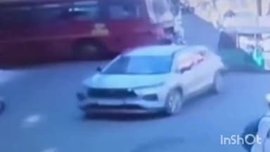 કતારગામ: સુરતના દિલ્હી ગેટથી સ્ટેશન રોડ વિસ્તારમાં આજે બપોરે એક ગંભીર માર્ગ અકસ્માતની ઘટના સામે આવી છે, જેમાં મહારાષ્ટ્ર રાજ્ય પર