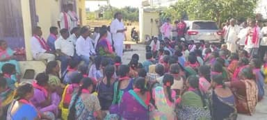 దేవరకద్ర: బీఆర్ఎస్ పార్టీ బలపరిచిన సర్పంచ్ లు మద్దుతుగాఎన్నికల ప్రచారంలో పాల్గొన్న దేవరకద్ర మాజీ ఎమ్మెల్యే ఆల వెంకటేశ్వర్ రెడ్డి