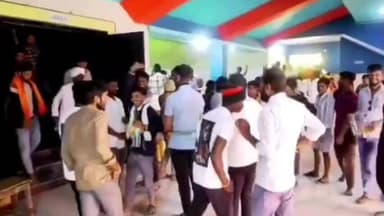 ಶಹಾಪುರ: ದರ್ಶನ್ ತೂಗುದೀಪ ಅಭಿನಯದ ದಿ ಡೆವಿಲ್ ಸಿನೆಮಾ ನೋಡಿ ನಗರದಲ್ಲಿ ಅಭಿಮಾನಿಗಳ ಸಂಭ್ರಮಾಚರಣೆ