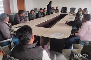 नवा बाज़ार: बाल विवाह रोकथाम के लिए प्रखंड कार्यालय में जागरूकता अभियान हेतु हुई बैठक