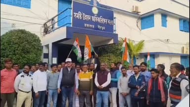 রাজনগর: রাজনগরে তৃণমূলের বিক্ষোভে ফুঁসে উঠল ক্ষোভ, ‘নাম আছে তালিকায়, অথচ অ্যাপে নেই-দায় নেবেই কমিশন!’