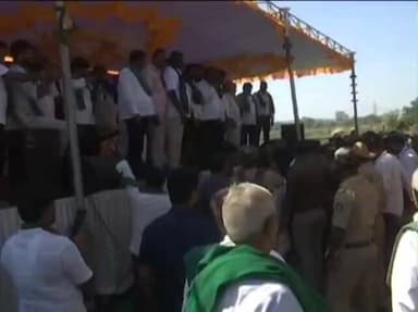 ಬೆಳಗಾವಿ: ಅಲಾರವಾಡಿಯಲ್ಲಿ ಸಚಿವರ ವಿರುದ್ಧ ಸಿಡಿದೆದ್ದ ರೈತರು, ಧಿಕ್ಕಾರ ಕೂಗಿ ಆಕ್ರೋಶ