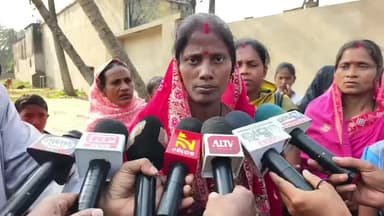 ଭଦ୍ରକ ଗ୍ରାମାଞ୍ଚଳ: ଚାନ୍ଦବାଲି ମେଘାସାହି ବିଦ୍ୟାଳୟ ର ଶିକ୍ଷୟତ୍ରୀ ଙ୍କ ବିରୋଧ ରେ ଅଭିଯୋଗ ମାମଲା ରେ ପ୍ରତିକ୍ରିୟା ରଖିଲେ ଅଭିଵାବକ