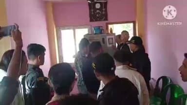 মৰিয়নি: মৰিয়নি NST তিনিআলিৰ এখন ল'জৰ স্বত্বাধিকাৰীৰ বিৰুদ্ধে কিশোৰীক অশ্লীল মন্তব্য দিয়াৰ অভিযোগ,উতপ্ত পৰিস্থিতি আৰক্ষী উপস্থিত