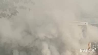 মৰাণ: তিলৈৰ ৰাজপথত চলন্ত যাত্ৰীবাহী বাছ সংঘটিত হ'ল ভয়ংকৰ অঘটন, ৰাষ্ট্ৰীয় ঘাইপথত যান্ত্ৰিক বিজুতি ঘটি ধোঁৱাৰে আৱৰি ধৰে বাছখন