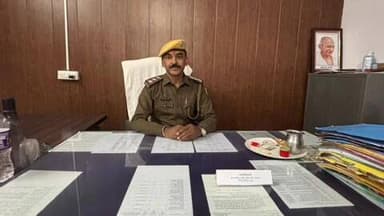 झौथरी: चौरासी थाने में नव नियुक्त थानाधिकारी भंवर सिंह राठौड़ ने संभाला कार्यभार