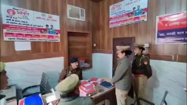 देवबंद: एसपी देहात ने देवबंद कोतवाली का किया निरीक्षण, खामियां मिलने पर मिशन शक्ति प्रभारी को लगाई फटकार