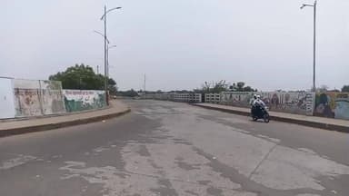 परभणी: गंगाखेड रोडवरील बालाजी
ऍग्रो एजन्सी समोरील पेरणी यंत्र अज्ञात चोरट्याने केले लंपास कोतवाली पोलिसात गुन्हा दाखल