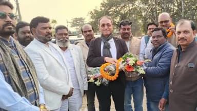 खलारी: कोल इंडिया के पूर्व चेयरमैन ने रैयत विस्थापितों के साथ की बैठक