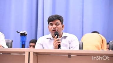 చొప్పదండి: స్పెషల్ ఇన్ టెన్సీవ్ రివిజన్ ప్రక్రియలో BLOలు, సూపర్ వైజర్లు ముఖ్య పాత్ర పోషించాలి : మున్సిపల్ కమీషనర్ ప్రఫూల్ దేశాయ్
