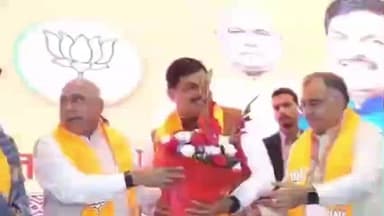 बैरसिया: भोपाल BJP कार्यालय में विशेष बैठक, CM मोहन यादव ने दीप प्रज्वलित कर किया शुभारंभ