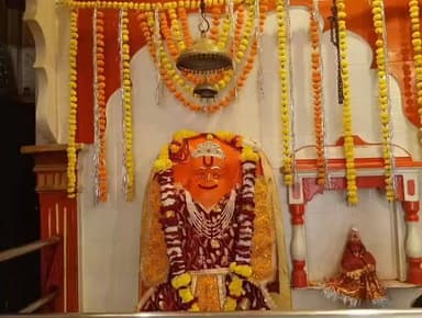 हाटपिपल्या: हाटपिपल्या में हनुमान अष्टमी पर्व हर्षोल्लास के साथ मनाया गया