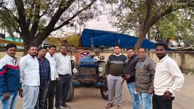 महागाव: तालुक्यातील शिरफुली-डोंगरगाव पानांद रस्त्यावर अवैधरित्या रेती वाहतूक करणारे टॅक्टर जप्त; महसूल विभागाची संयुक्त कार्यवाह