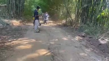 মোহনপুর: মালিয়ামুড়ার ইট সোলিং এর কাজ পুনরায় শুরু করার দাবি স্থানীয়দের