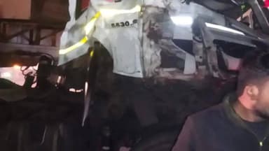 राजातालाब: मिर्जामुराद के तमाचाबाद में ट्रक ने ट्रेलर में मारी जोरदार टक्कर