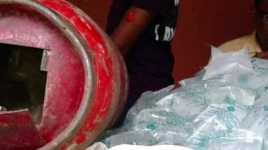 सरायपाली: बिक्री के लिए रखी अवैध शराब के साथ दो लोगों को किया गया गिरफ्तार