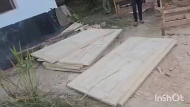 बुढ़ार: बुढ़ार वन परिक्षेत्र में वन विभाग का छापा, घर में अवैध फर्नीचर निर्माण सामग्री ज़ब्त