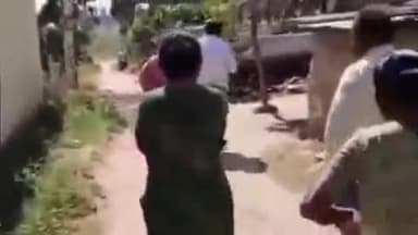 నార్కెట్పల్లి: ఓట్లు డబ్బులు ఇవ్వాలని సర్పంచ్ అభ్యర్థి నిరసన వైరల్ గా మారిన వీడియో