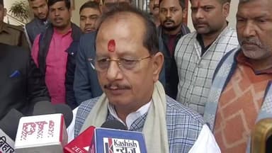 लखीसराय: उपमुख्यमंत्री ने जिला अतिथि गृह परिसर में भूमि सुधार जनकल्याण संवाद कार्यक्रम की जानकारी दी