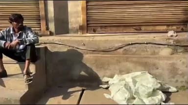 ଝାରସୁଗୁଡା: ମଙ୍ଗଲବଜାର ଛକ ନିକଟରେ ଜଣେ ନବଜାତ ଶିଶୁର ମୃତଦେହ ଉଦ୍ଧାର, ପୋଲିସର ତଦନ୍ତ ଆରମ୍ଭ