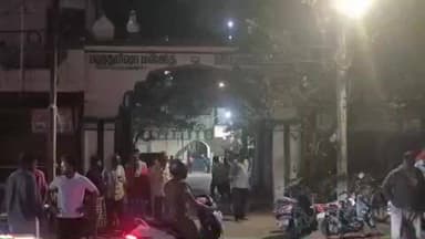 வேலூர்: சாய்நாதபுரம் பகுதியில் சாலை விபத்தில் பன்னிரண்டாம் வகுப்பு மாணவி பரிதாப பலி பொதுமக்கள்தனியார் பேருந்து கண்ணாடியை அடித்து நொறுக்கியதால் பரபரப்பு